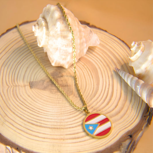 17.5in Rope Chain with Round Puerto Rico Flag Pendant