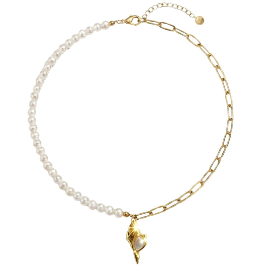 17.5in Pearl Necklace with Shell Pendant